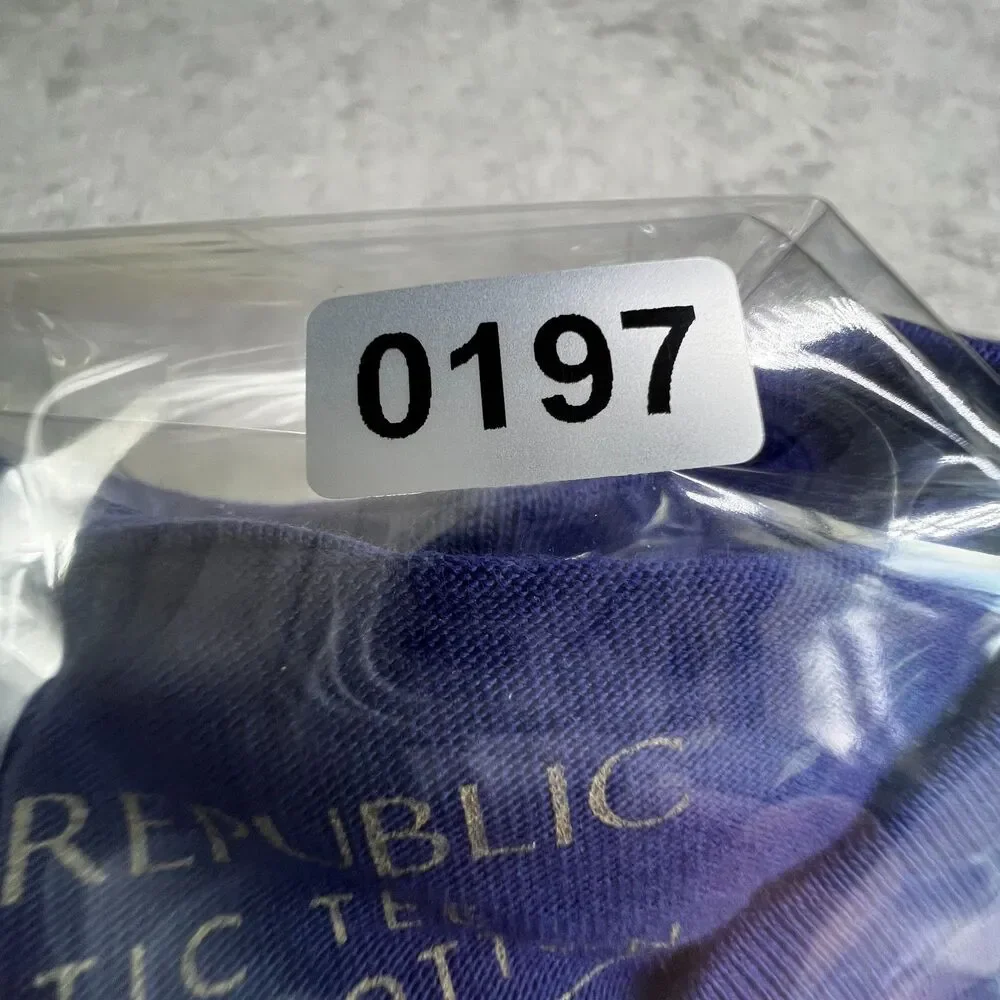 Banana Republic Authentic T-Shirt Mens Large Cobalt Blue Supima Cotton Pocket